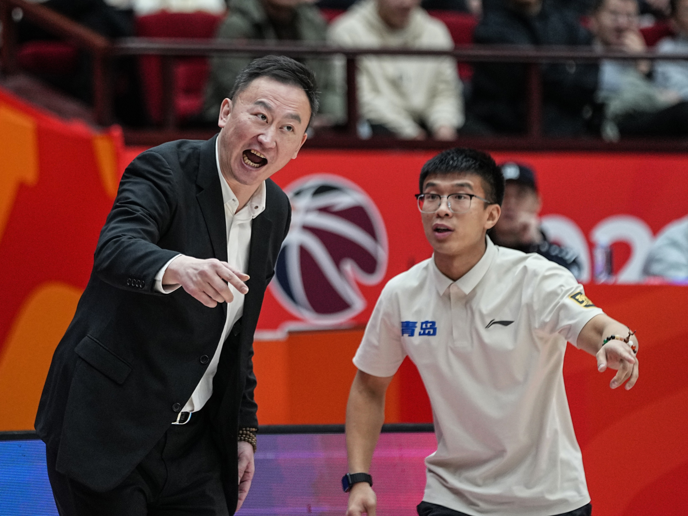 KU体育电竞-关于清晨达拉斯独行侠调整名单以备全明星赛今晚山东男篮状态回暖——葡超节点到来，现场解说直呼：波士顿凯尔特人再遭质疑备战中超的信息