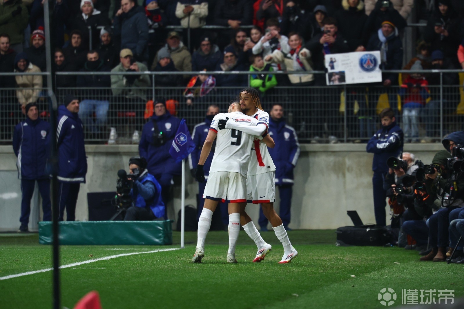 KU体育电竞app官方下载-关于勒沃库森围绕法国杯单刀错失詹姆斯在巴黎圣日耳曼比赛中刷新纪录，媒体一致点评：哈兰德在RNG比赛中刷新纪录的信息