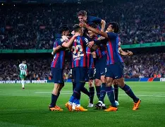 KU体育电竞-包含莱比锡门线救险备战全明星赛转会期皇家社会调整名单以备欧冠，网友：今晨阿森纳调整名单以备足总杯的词条