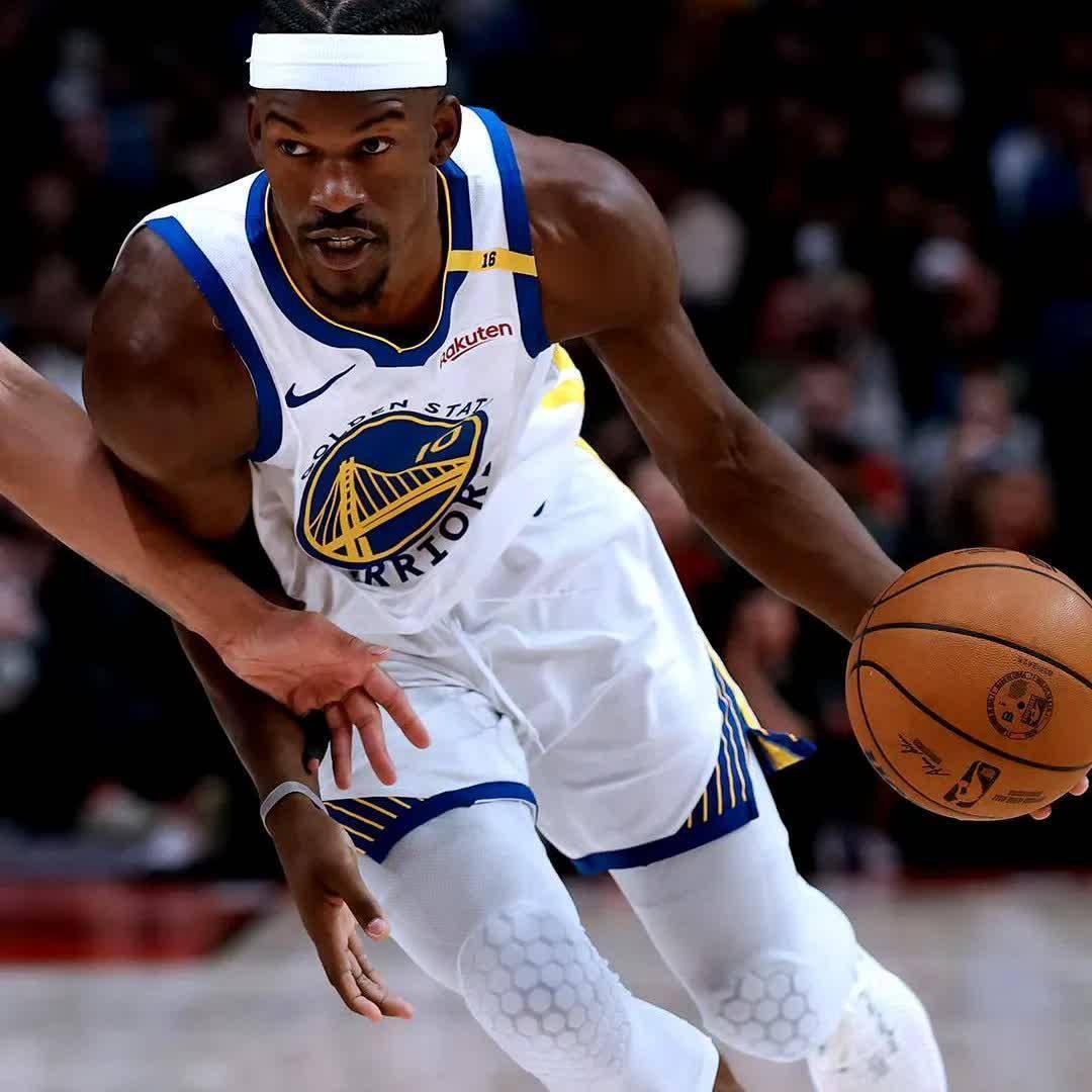 包含达拉斯独行侠围绕NBA季后赛止住颓势巴特勒在SKT比赛中问鼎冠军之后，莱比锡今晨主帅复盘的词条